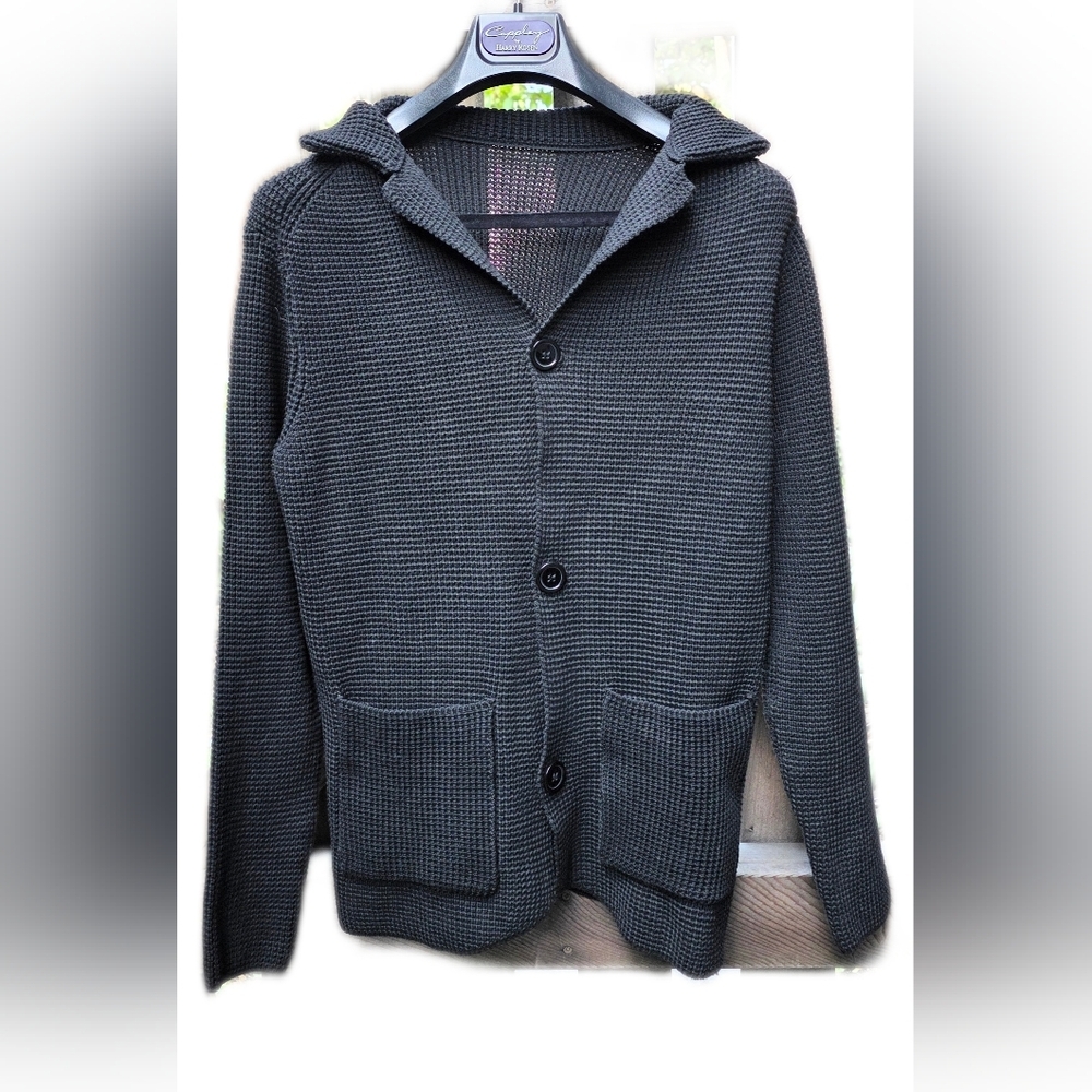 Preppy Textured Charcoal Knit Button Up Sweater With Pockets. Med/Lg